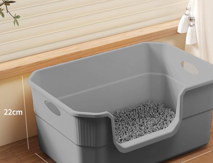 Open low-front cat litter box in gray